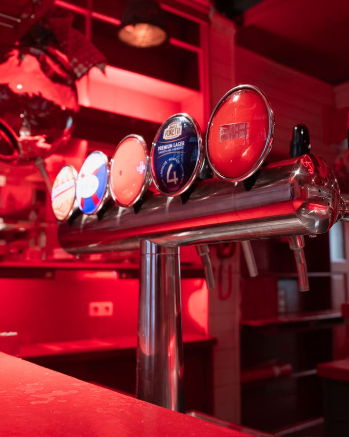 Zapfanlage an der Bar